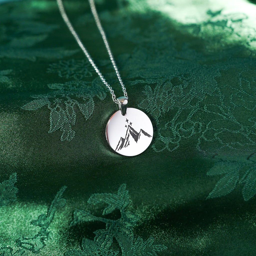 Mountain And Three Stars Circle Necklace