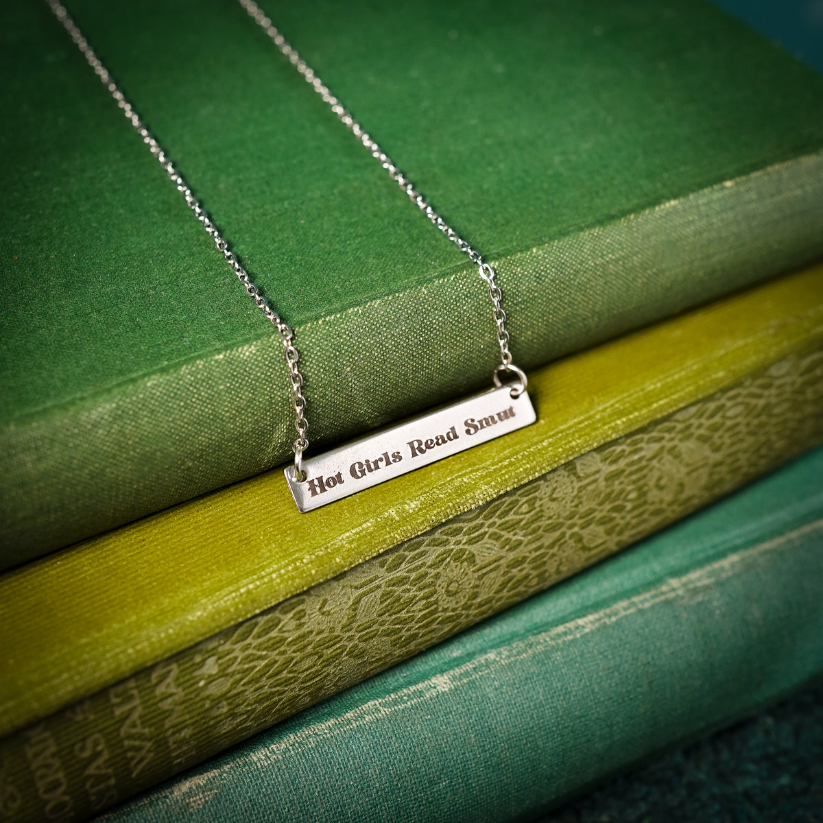 The "Hot Girls Read Smut" Bar Necklace